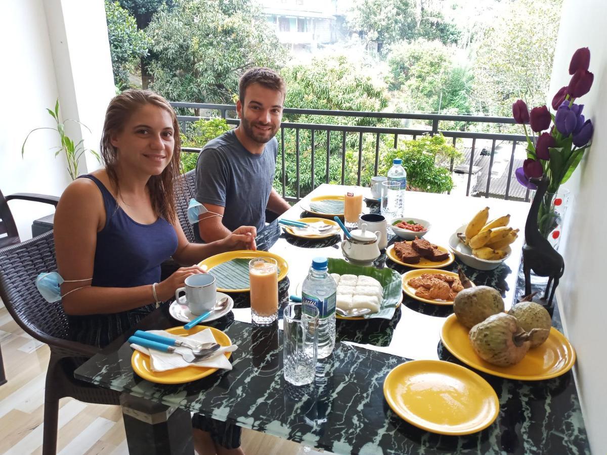 Kelum Homestay Kandy Kültér fotó