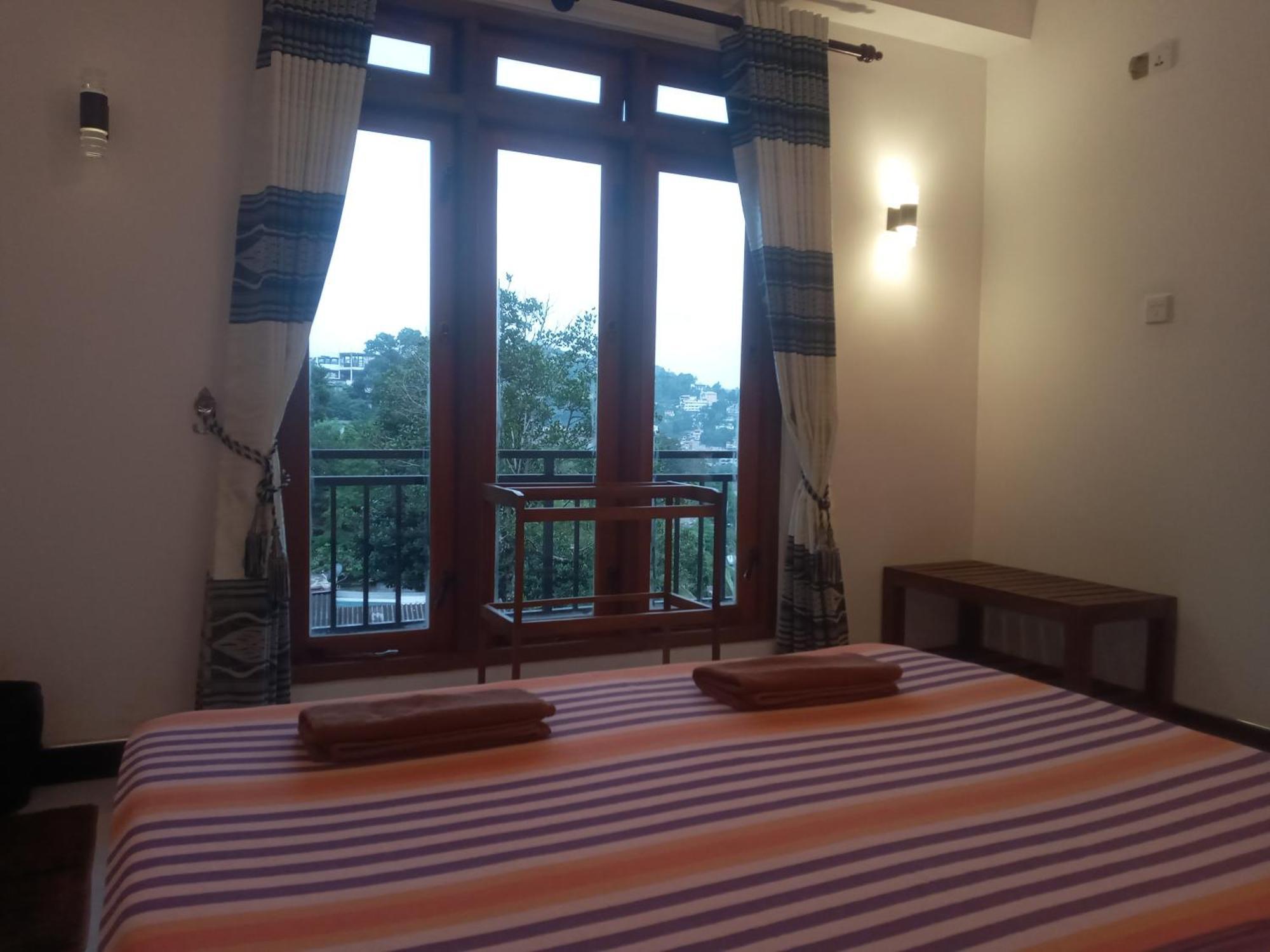 Kelum Homestay Kandy Kültér fotó