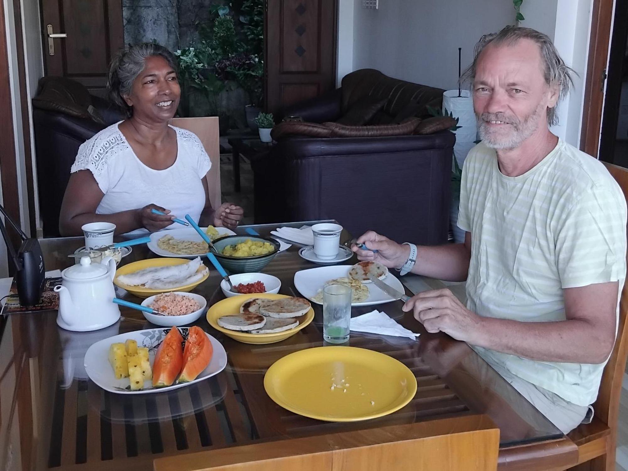 Kelum Homestay Kandy Kültér fotó