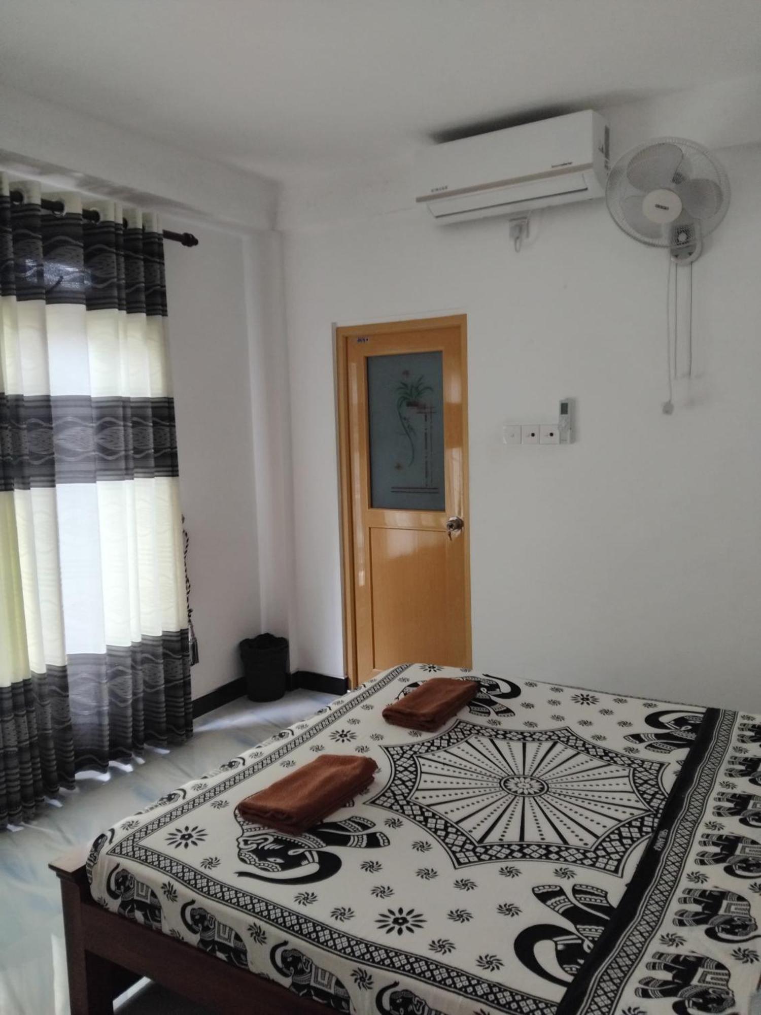 Kelum Homestay Kandy Kültér fotó