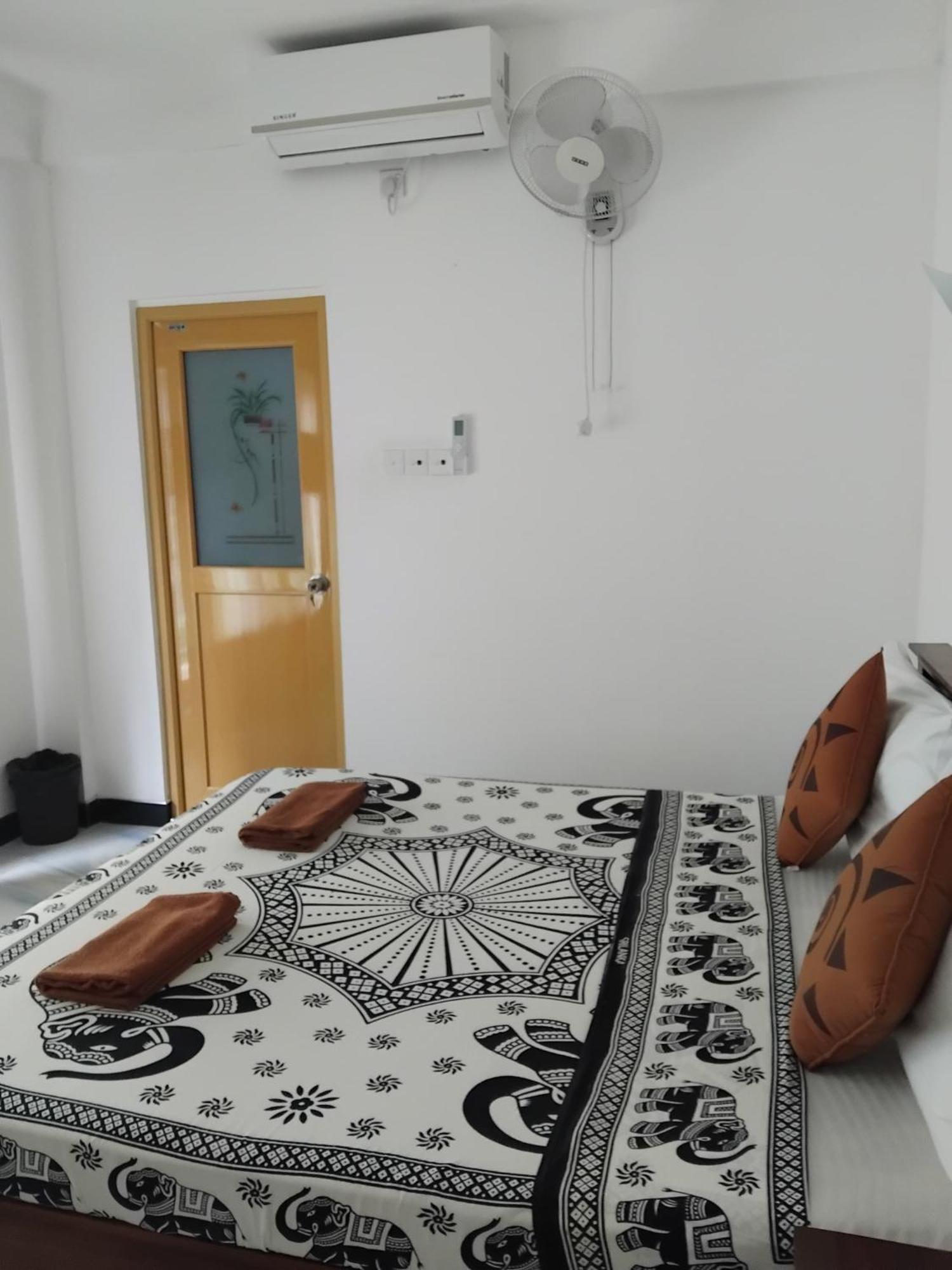 Kelum Homestay Kandy Kültér fotó