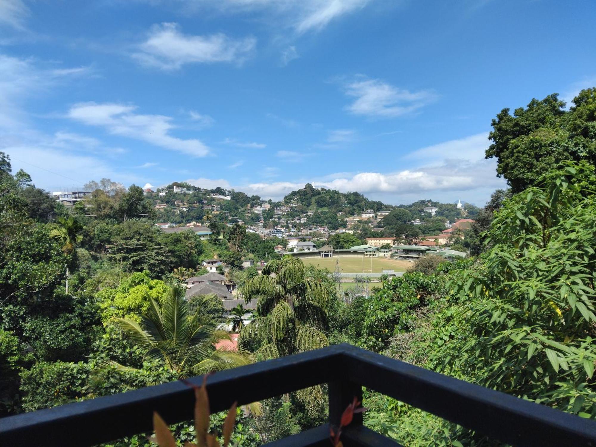 Kelum Homestay Kandy Kültér fotó