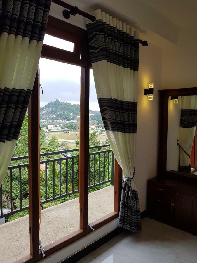 Kelum Homestay Kandy Kültér fotó
