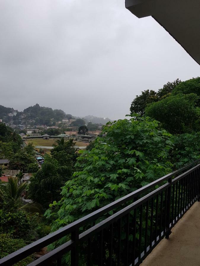 Kelum Homestay Kandy Kültér fotó