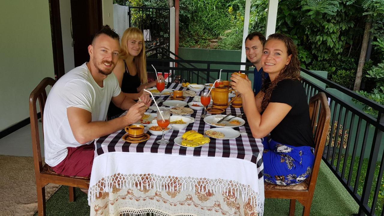 Kelum Homestay Kandy Kültér fotó